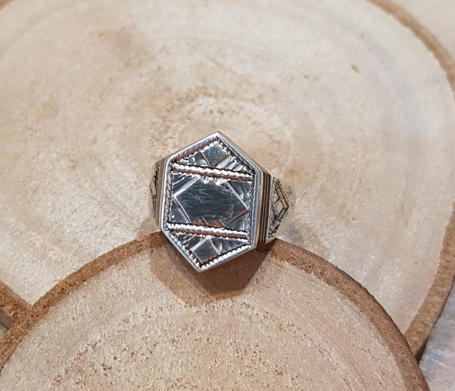 Bague ethnique touareg unisexe : chevalière – Image 2