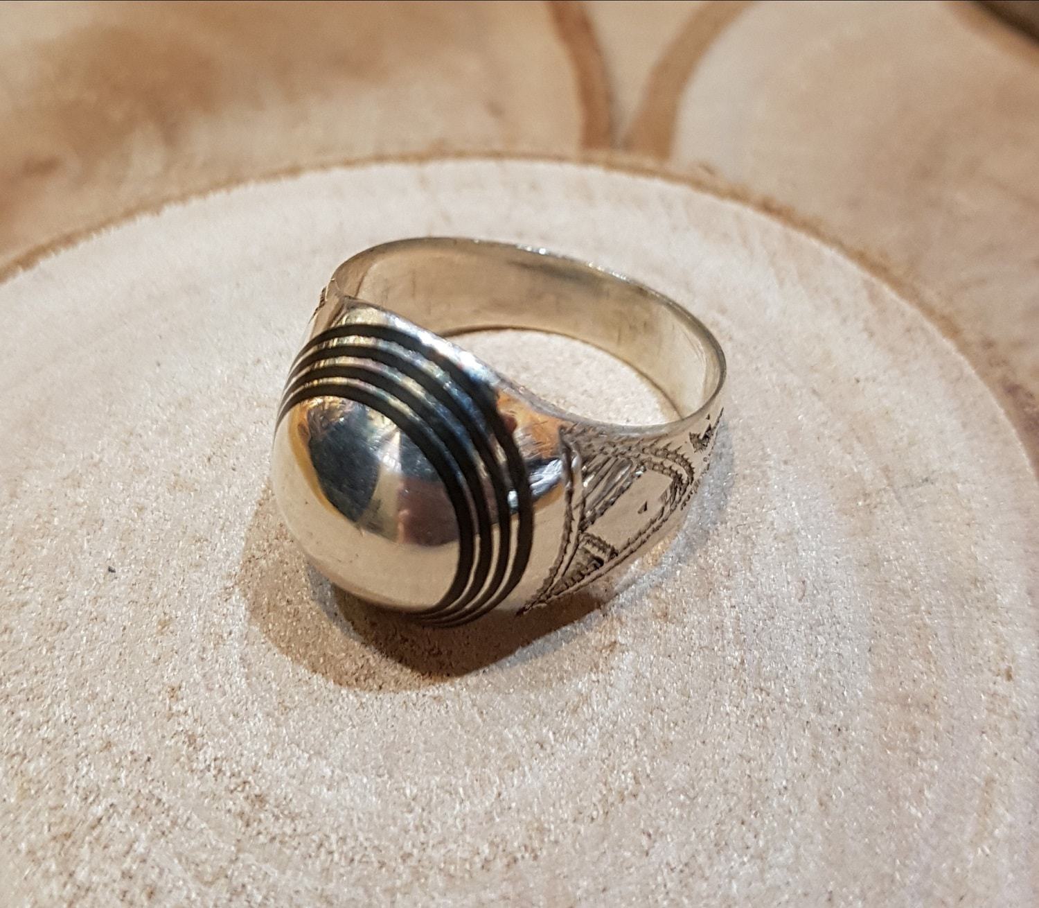 Bague ethnique touareg unisexe : chevalière sphère – Image 3