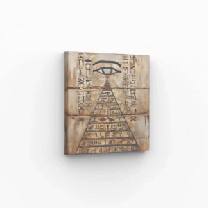 Hiéroglyphes égyptiens sur pyramide