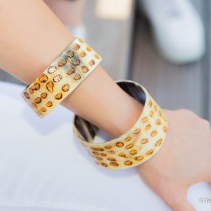 Bracelet africain en corne de zébu « Léopard »